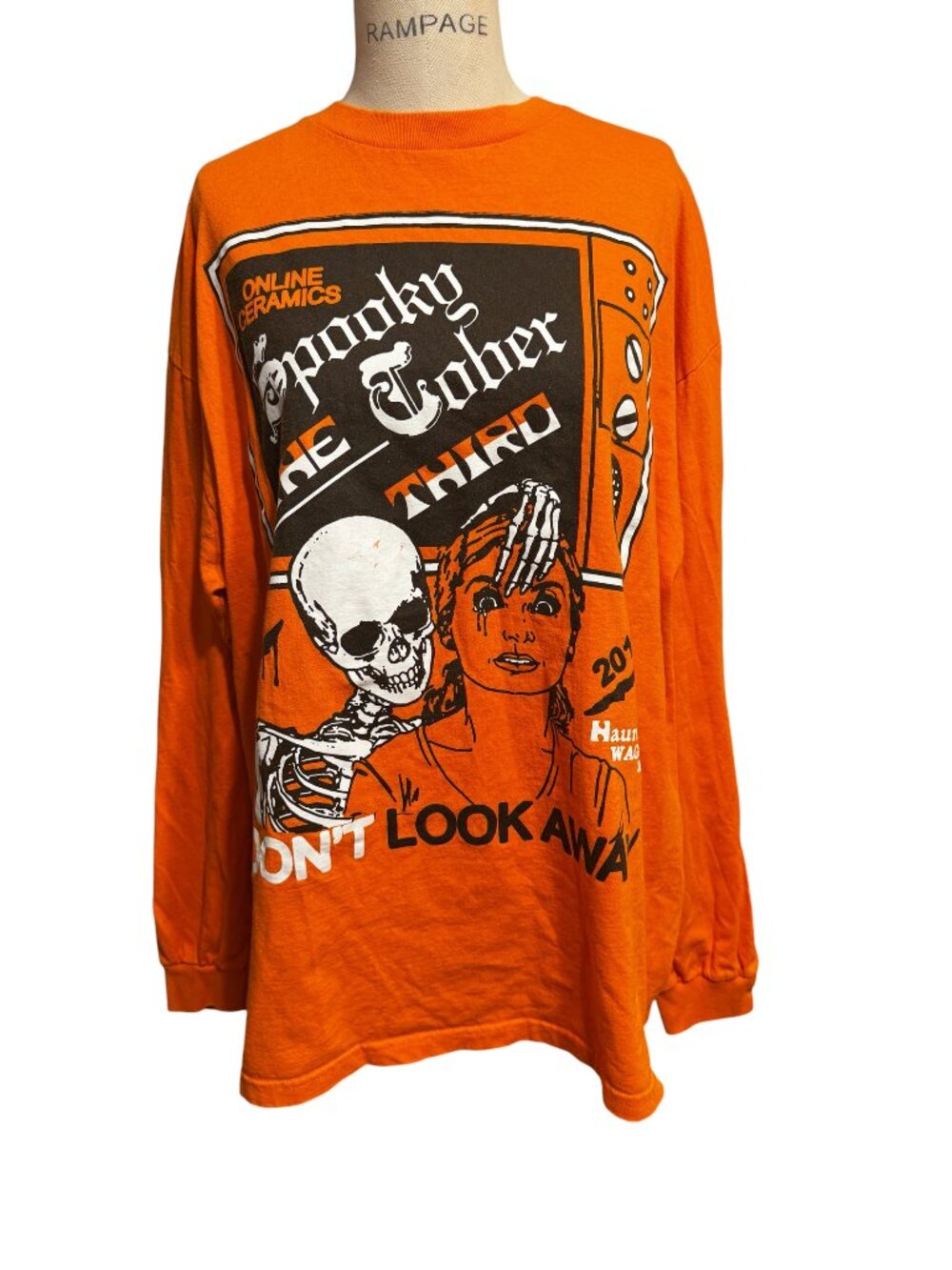 Online Ceramics Spookytober 2019 Long Sleeve Graphic T Shirt XXL Halloween